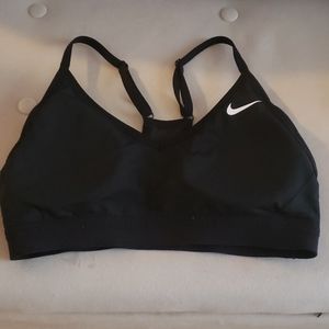 Nike sports bra size M